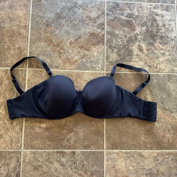 Skims Fits Everybody Strapless Bra Onyx Size 32DDDD - Picture 1 of 8